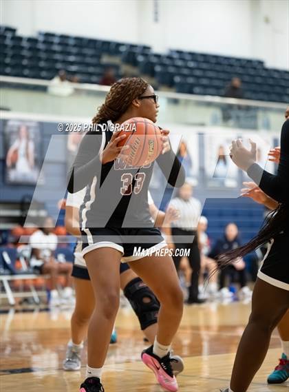 Thumbnail 1 in JV: Weiss @ Bryan photogallery.