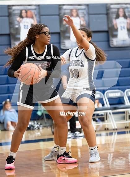 Thumbnail 1 in JV: Weiss @ Bryan photogallery.