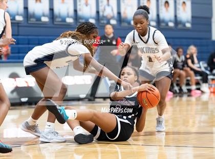 Thumbnail 2 in JV: Weiss @ Bryan photogallery.