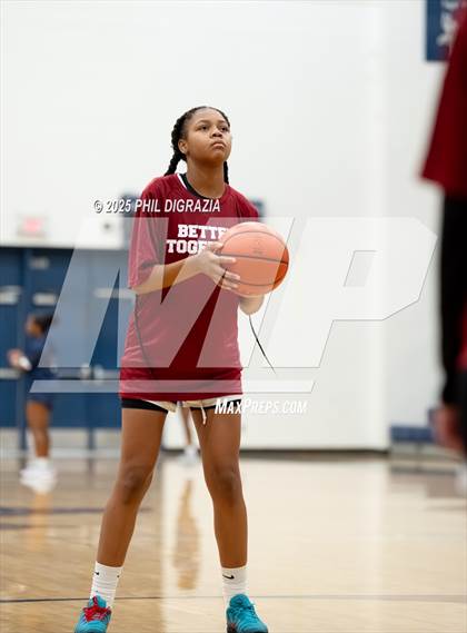 Thumbnail 2 in JV: Weiss @ Bryan photogallery.