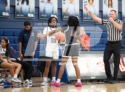 Thumbnail 3 in JV: Weiss @ Bryan photogallery.