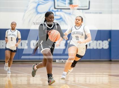 Thumbnail 1 in JV: Weiss @ Bryan photogallery.