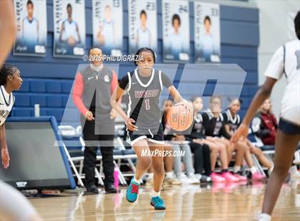 Thumbnail 3 in JV: Weiss @ Bryan photogallery.