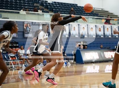 Thumbnail 3 in JV: Weiss @ Bryan photogallery.