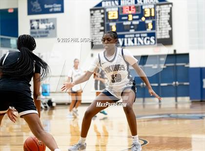 Thumbnail 3 in JV: Weiss @ Bryan photogallery.