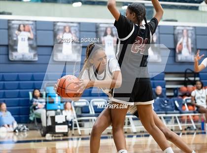 Thumbnail 1 in JV: Weiss @ Bryan photogallery.