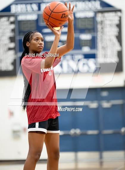 Thumbnail 3 in JV: Weiss @ Bryan photogallery.