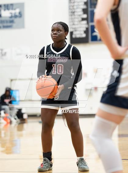 Thumbnail 3 in JV: Weiss @ Bryan photogallery.