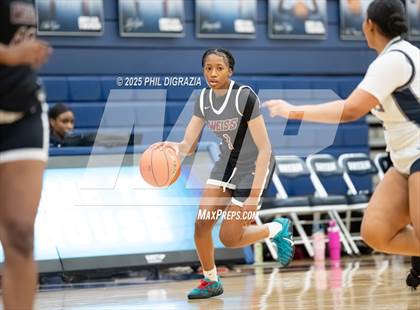 Thumbnail 2 in JV: Weiss @ Bryan photogallery.