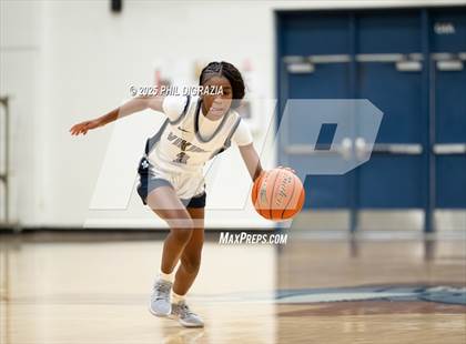 Thumbnail 1 in JV: Weiss @ Bryan photogallery.