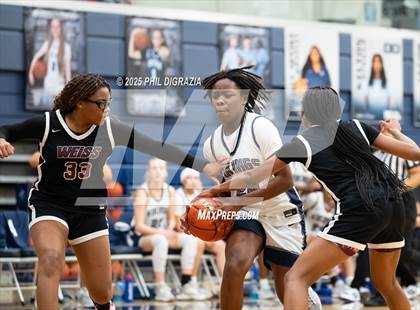 Thumbnail 3 in JV: Weiss @ Bryan photogallery.