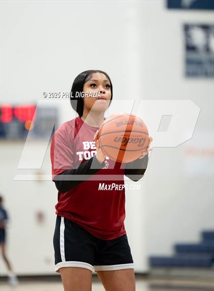 Thumbnail 3 in JV: Weiss @ Bryan photogallery.