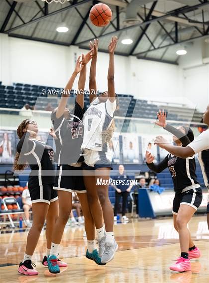 Thumbnail 3 in JV: Weiss @ Bryan photogallery.