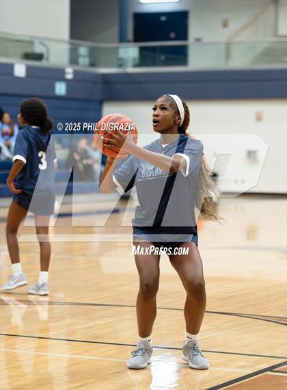 Thumbnail 1 in JV: Weiss @ Bryan photogallery.