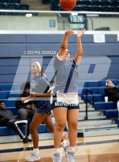 Thumbnail 3 in JV: Weiss @ Bryan photogallery.