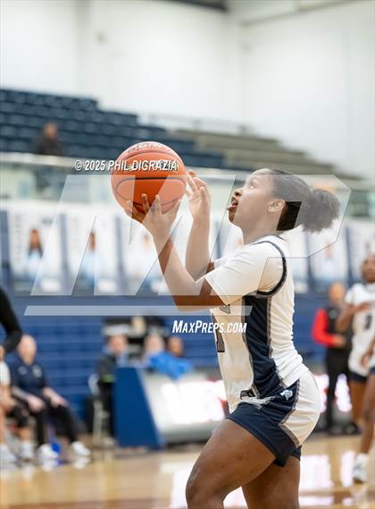 Thumbnail 2 in JV: Weiss @ Bryan photogallery.