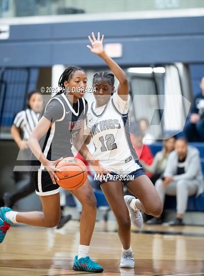 Thumbnail 1 in JV: Weiss @ Bryan photogallery.