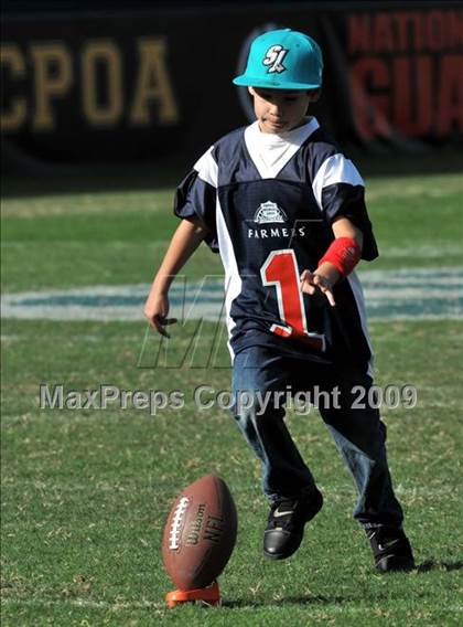 Thumbnail 2 in Marin Catholic vs. Serra (CIF State D3 Final) photogallery.