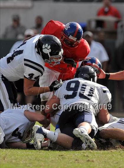 Thumbnail 3 in Marin Catholic vs. Serra (CIF State D3 Final) photogallery.