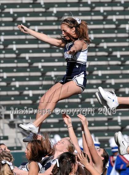 Thumbnail 2 in Marin Catholic vs. Serra (CIF State D3 Final) photogallery.