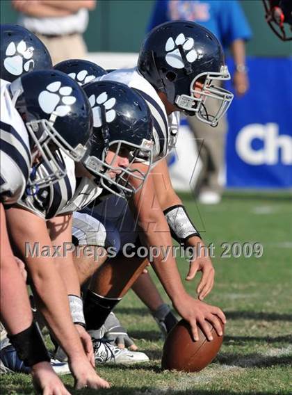 Thumbnail 3 in Marin Catholic vs. Serra (CIF State D3 Final) photogallery.