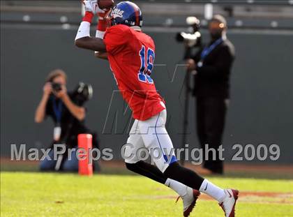 Thumbnail 1 in Marin Catholic vs. Serra (CIF State D3 Final) photogallery.