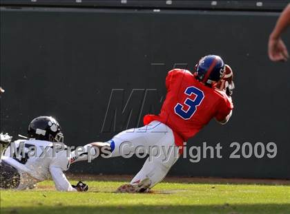 Thumbnail 2 in Marin Catholic vs. Serra (CIF State D3 Final) photogallery.