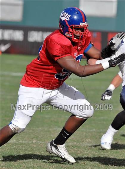 Thumbnail 3 in Marin Catholic vs. Serra (CIF State D3 Final) photogallery.