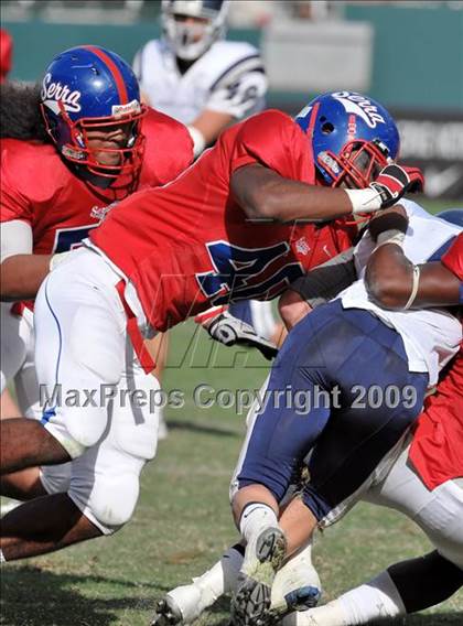 Thumbnail 3 in Marin Catholic vs. Serra (CIF State D3 Final) photogallery.