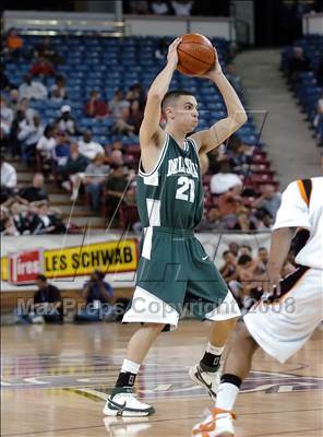 Thumbnail 3 in De La Salle vs. McClymonds (CIF NorCal Regional D1 Final) photogallery.
