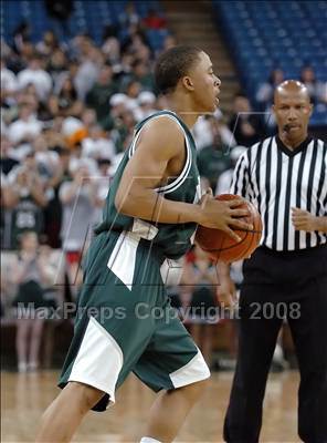 Thumbnail 1 in De La Salle vs. McClymonds (CIF NorCal Regional D1 Final) photogallery.