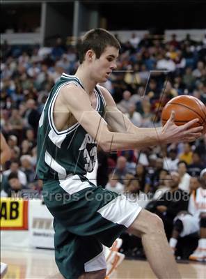 Thumbnail 1 in De La Salle vs. McClymonds (CIF NorCal Regional D1 Final) photogallery.