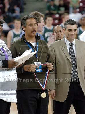Thumbnail 2 in De La Salle vs. McClymonds (CIF NorCal Regional D1 Final) photogallery.