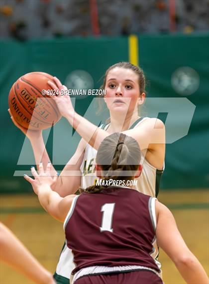 Thumbnail 3 in Caledonia-Mumford @ Alexander photogallery.