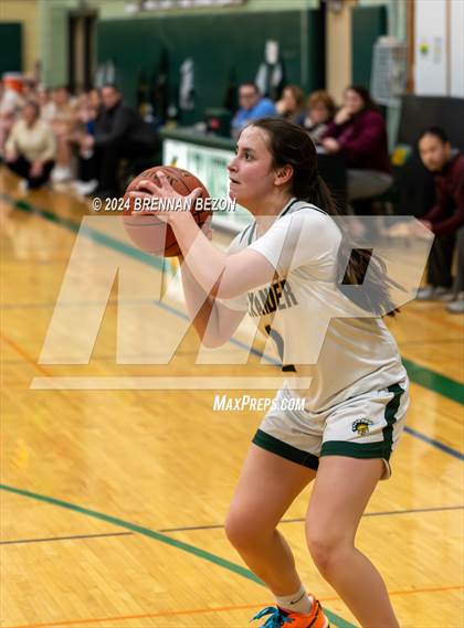 Thumbnail 3 in Caledonia-Mumford @ Alexander photogallery.