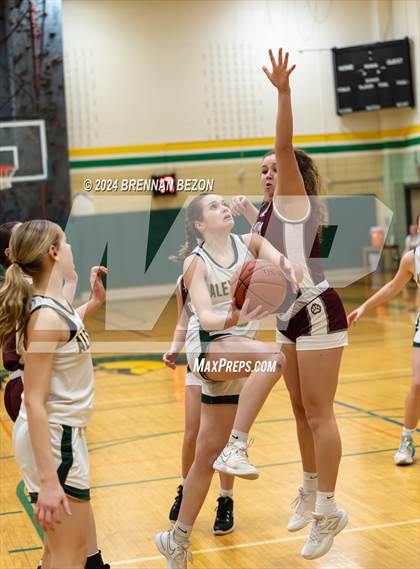 Thumbnail 3 in Caledonia-Mumford @ Alexander photogallery.