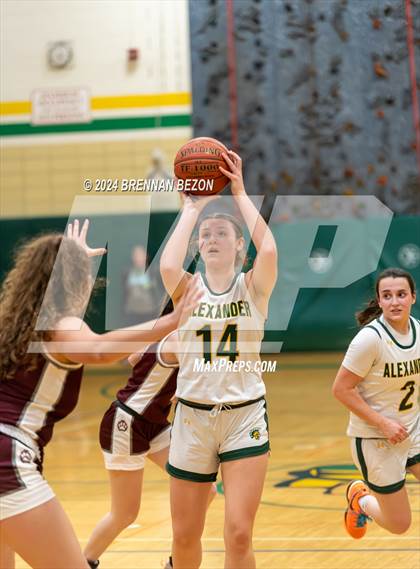 Thumbnail 1 in Caledonia-Mumford @ Alexander photogallery.