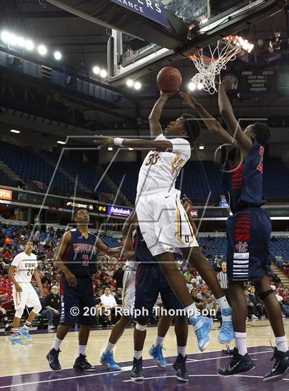 Thumbnail 2 in Modesto Christian vs. Bishop O'Dowd (CIF NorCal Regional Open Division Final) photogallery.