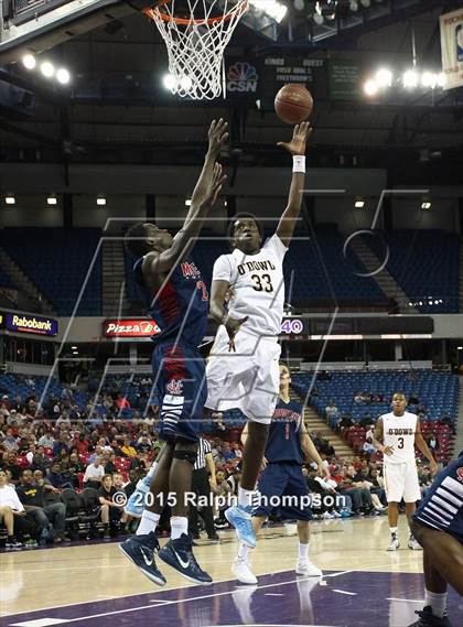 Thumbnail 3 in Modesto Christian vs. Bishop O'Dowd (CIF NorCal Regional Open Division Final) photogallery.