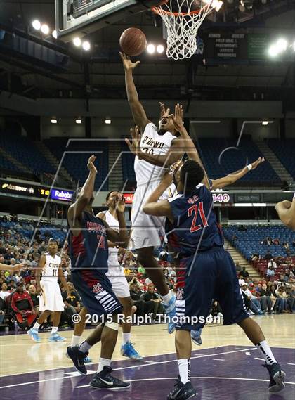 Thumbnail 3 in Modesto Christian vs. Bishop O'Dowd (CIF NorCal Regional Open Division Final) photogallery.