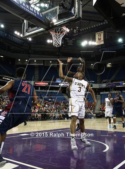 Thumbnail 3 in Modesto Christian vs. Bishop O'Dowd (CIF NorCal Regional Open Division Final) photogallery.