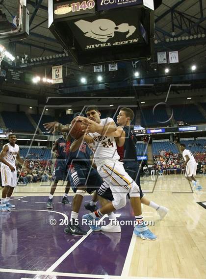 Thumbnail 3 in Modesto Christian vs. Bishop O'Dowd (CIF NorCal Regional Open Division Final) photogallery.