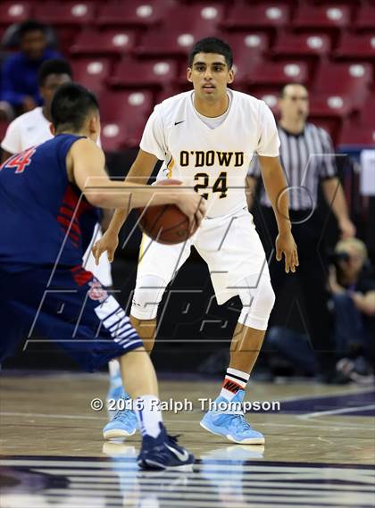 Thumbnail 1 in Modesto Christian vs. Bishop O'Dowd (CIF NorCal Regional Open Division Final) photogallery.