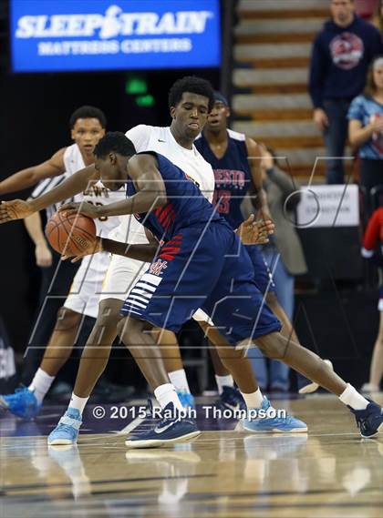 Thumbnail 3 in Modesto Christian vs. Bishop O'Dowd (CIF NorCal Regional Open Division Final) photogallery.