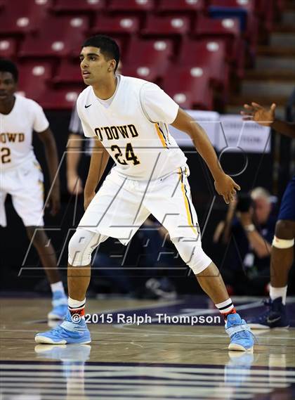 Thumbnail 2 in Modesto Christian vs. Bishop O'Dowd (CIF NorCal Regional Open Division Final) photogallery.