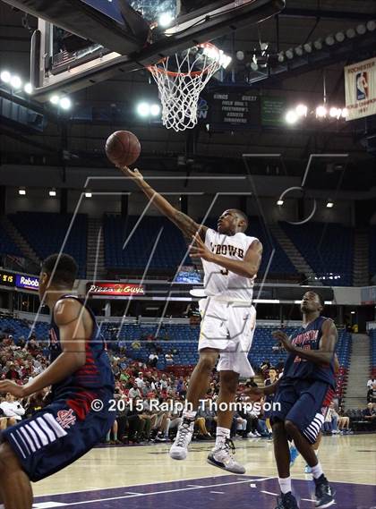 Thumbnail 2 in Modesto Christian vs. Bishop O'Dowd (CIF NorCal Regional Open Division Final) photogallery.