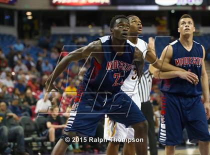 Thumbnail 2 in Modesto Christian vs. Bishop O'Dowd (CIF NorCal Regional Open Division Final) photogallery.