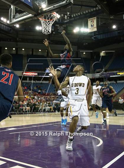 Thumbnail 1 in Modesto Christian vs. Bishop O'Dowd (CIF NorCal Regional Open Division Final) photogallery.