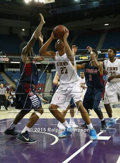 Thumbnail 1 in Modesto Christian vs. Bishop O'Dowd (CIF NorCal Regional Open Division Final) photogallery.