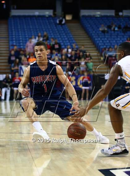 Thumbnail 1 in Modesto Christian vs. Bishop O'Dowd (CIF NorCal Regional Open Division Final) photogallery.